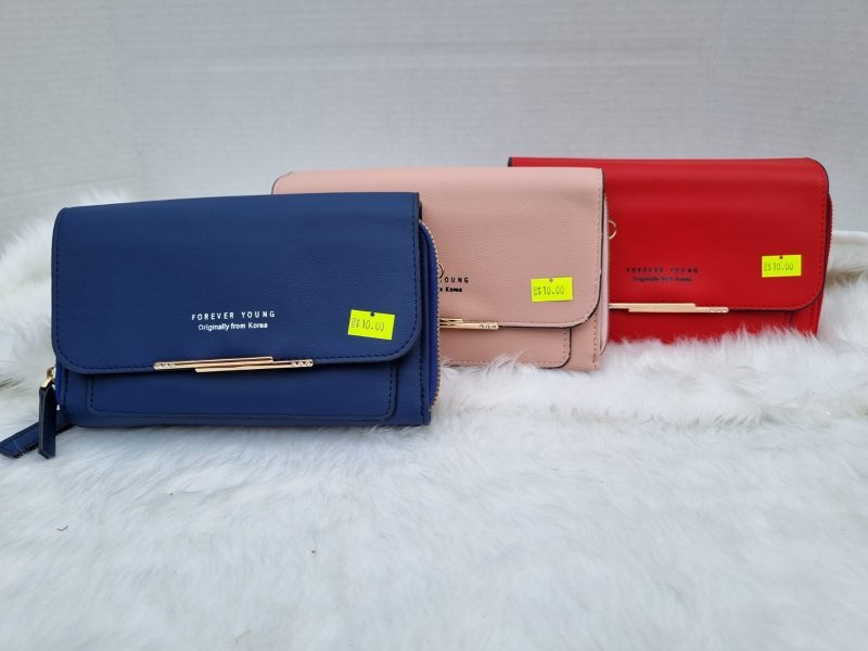 Cartera de Mano Premium con Lazo